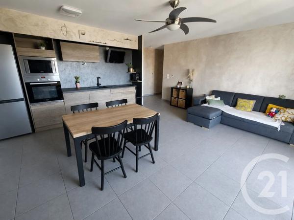 Appartement T3 à vendre  3 pièces - 63,47 m 2   MARSEILLE  - 13012