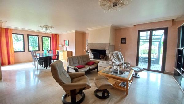 MAISON FAMILIALE A VENDRE GUERLEDAN MUR-DE-BRETAGNE 22 BRETAGNE