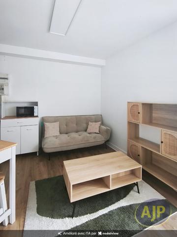 Appartement à louer Segre : 2 pièces, 24m² avec 1 chambre(s) à 443€ - AJP Immobilier Segré