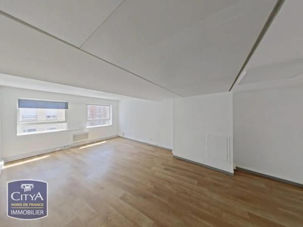 Local professionnel à louer 133.34m² Dunkerque (59140)