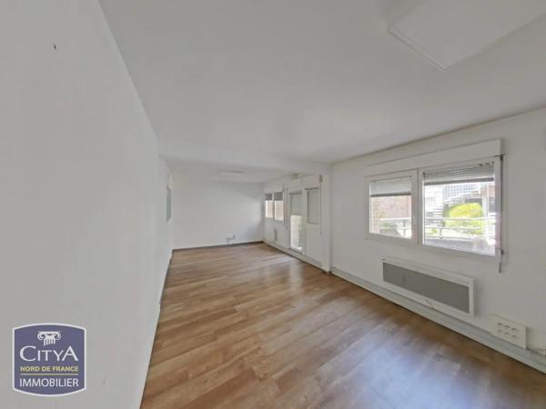 Local professionnel à louer 133.34m² Dunkerque (59140)