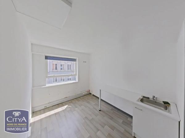 Local professionnel à louer 133.34m² Dunkerque (59140)