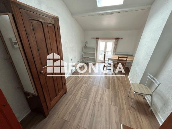 Location Studio 26.59 m² - 4 BIS RUE JONCHERE Valence 26000