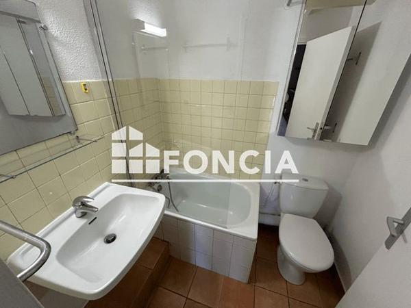 Location Studio 26.59 m² - 4 BIS RUE JONCHERE Valence 26000