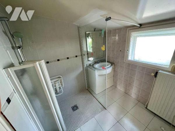 MAISON DE PLAIN-PIED 
A VENDRE A SAULT-LES-RETHEL, AXE REIMS/CHARLEVILLE-MEZIERES, gare à Reth...