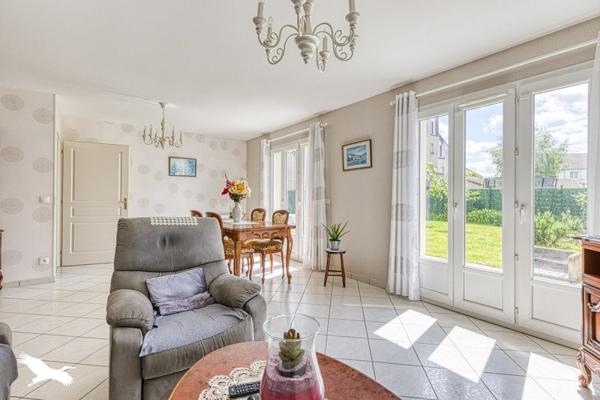 Maison à vendre 348 963 € Vauréal 4 p 95 m² DPE C