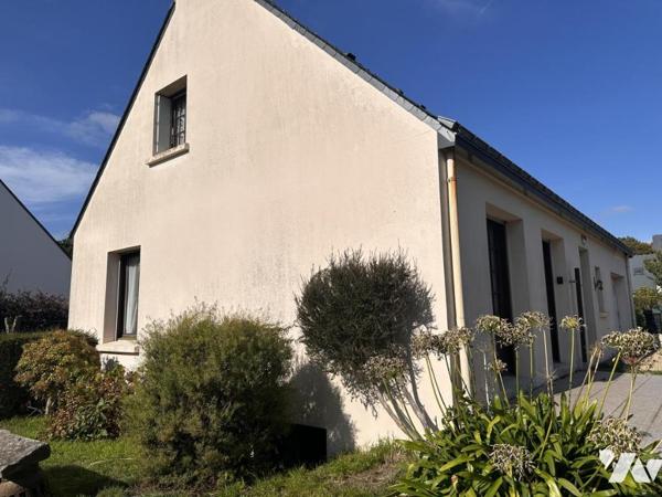 ST AVÉ au calme, entre le bourg et la Gare de Vannes, maison 4 chambres, jardin 600 m²