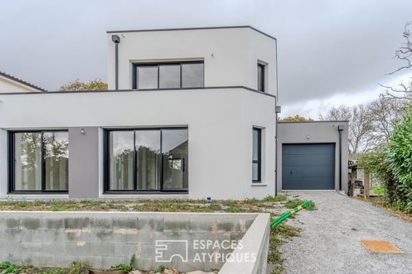 Maison neuve contemporaine RE 2020 à Saint-Marc-sur-Mer