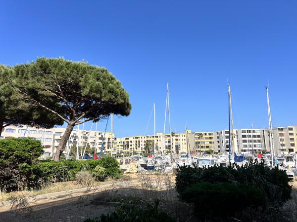 PORT LEUCATE : Appartement T2 avec accès privatif sur le port