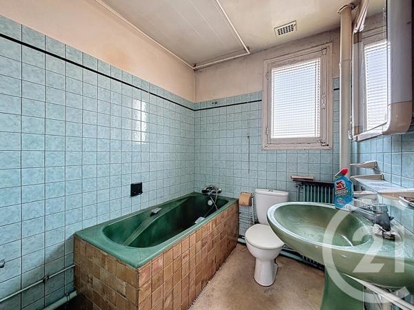 Maison à vendre  5 pièces - 91 m2 ST ETIENNE DU ROUVRAY - 76