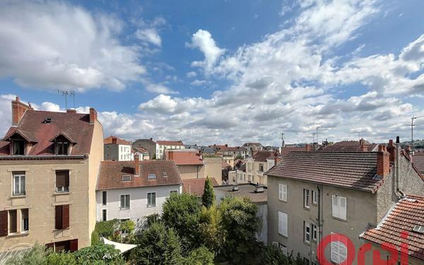 Appartement à vendre    3 pièces • 112 m2 Vichy