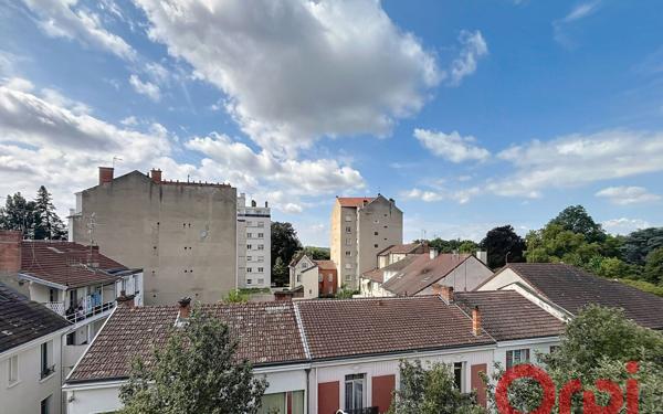 Appartement à vendre    3 pièces • 112 m2 Vichy