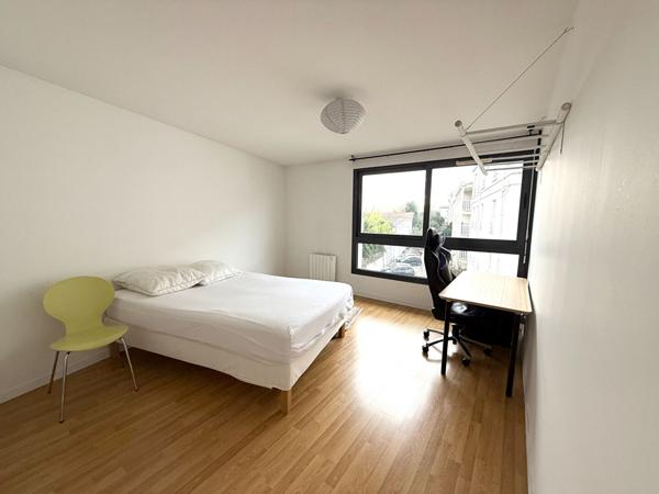 Appartement Bordeaux 3 pièce(s) 77.47 m² avec place de parking