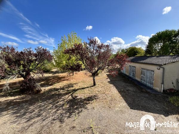 Vente Maison familiale avec vaste terrain constructible - 205m² - 9 pièces - Entre COGNAC, SEGONZAC et JARNAC