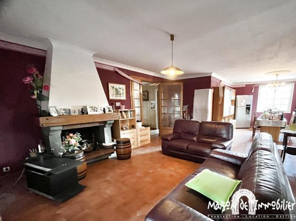 Vente Maison familiale avec vaste terrain constructible - 205m² - 9 pièces - Entre COGNAC, SEGONZAC et JARNAC