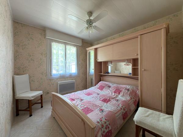 A VENDRE 83470 SAINT MAXIMIN LA SAINTE BAUME MAISON PLAIN PIED  TYPE 4 DE 120M² SUR  2040 M² DE JARDIN DEUX GARAGES PISCINE