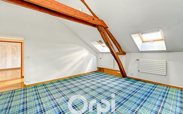 Maison à vendre    8 pièces • 231 m2 La Roche-sur-Yon