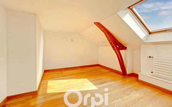 Maison à vendre    8 pièces • 231 m2 La Roche-sur-Yon