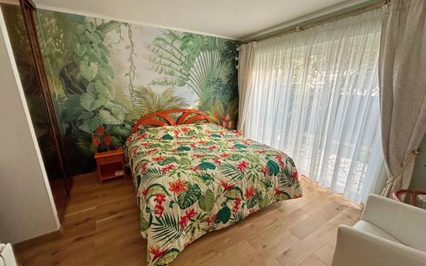 Maison à vendre    5 pièces •  Agde