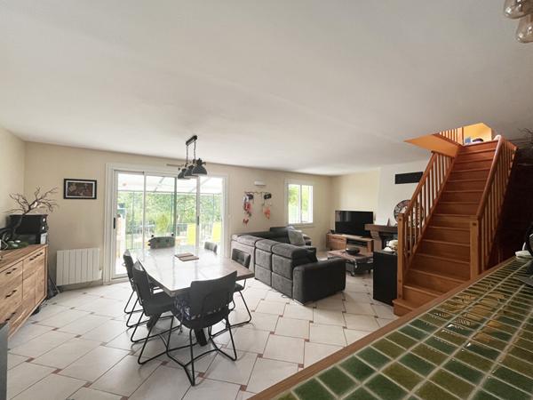 Dourdan, pavillon en excellent état !