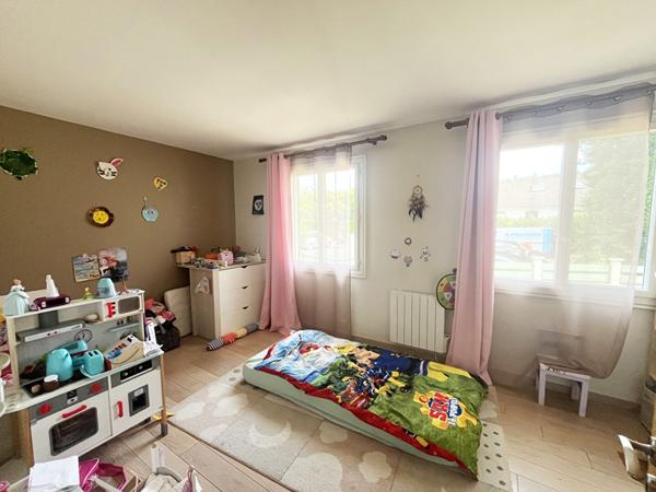 Dourdan, pavillon en excellent état !