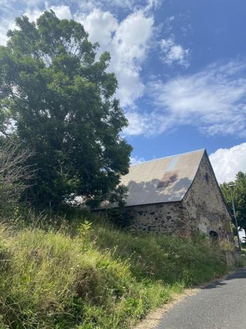 Vente / Garage / Parking à Anzat-le-Luguet (63420)