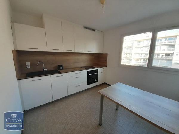 Appartement à louer 2 pièces 49.37m² La Ravoire (73490)