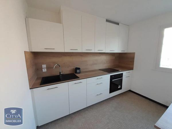Appartement à louer 2 pièces 49.37m² La Ravoire (73490)