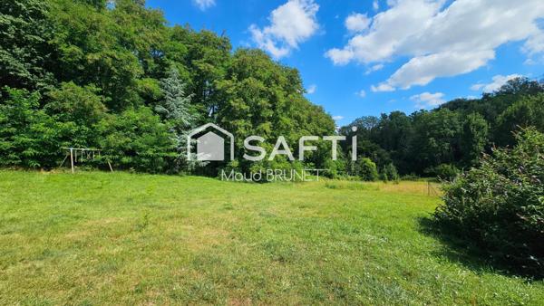 Terrain de loisir d'un hectare avec potentiel de reconstruction