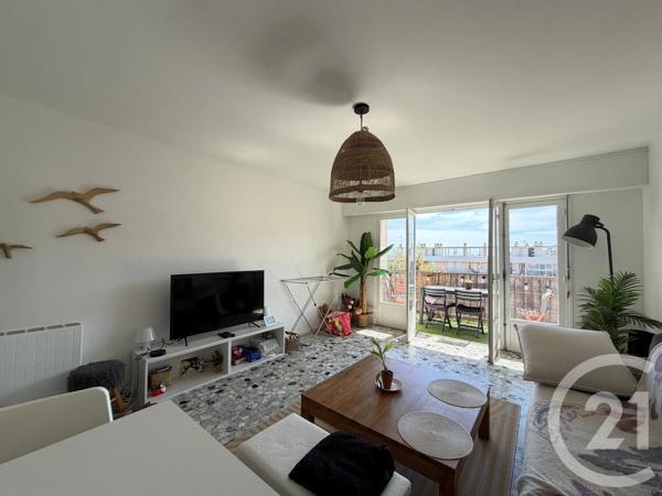 Appartement à vendre  3 pièces - 70 m 2   AJACCIO  - 201