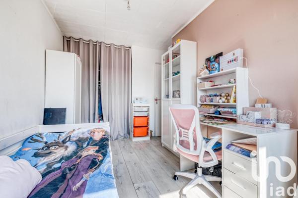 Appartement 3 pièces de 67 m² à Villeparisis (77270)