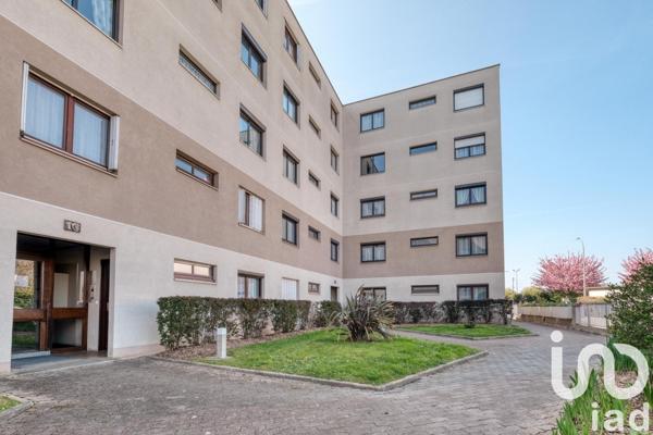 Appartement 3 pièces de 67 m² à Villeparisis (77270)