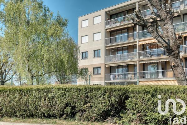 Appartement 3 pièces de 67 m² à Villeparisis (77270)