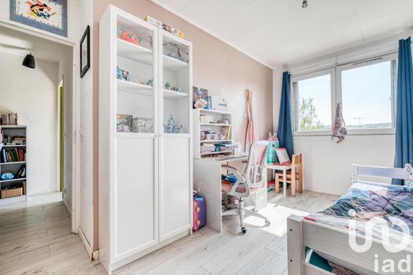 Appartement 3 pièces de 67 m² à Villeparisis (77270)