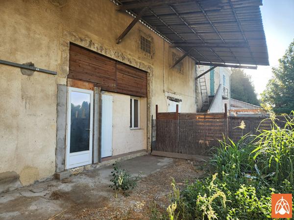 A louer T1 Bis en rez de chaussée en campagne Salon de provence
