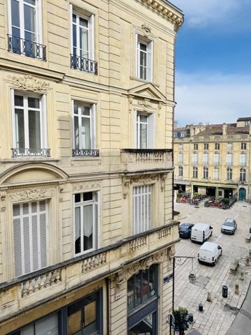 Bel appartement T3 avec balcons Bordeaux Hyper Centre