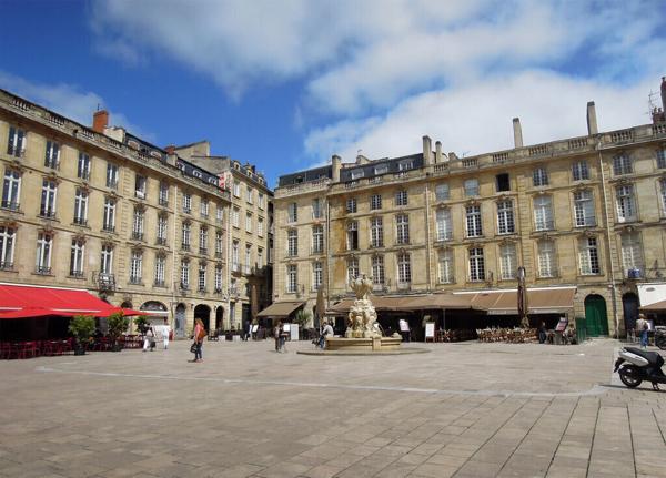 Bel appartement T3 avec balcons Bordeaux Hyper Centre