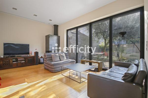 Maison
         6 pièces
        - 159 m² Bien prestige 1 130 000 € *