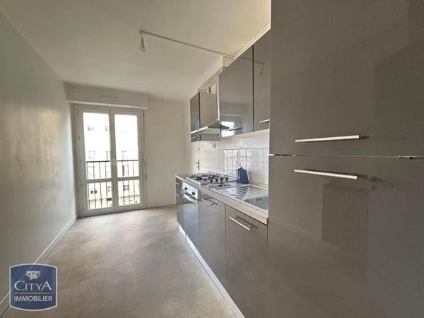 Appartement à louer 3 pièces 65.8m²
