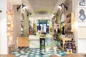 Local commercial à JUAN LES PINS (06160)