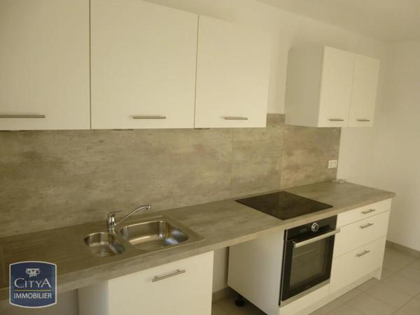 Appartement à louer 3 pièces 65.76m²