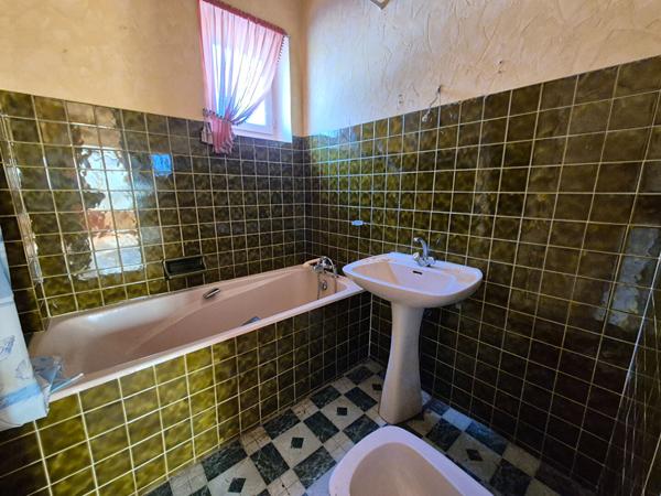 Maison à vendre à Bourg-en-Bresse 165 m² avec appartement indépendant