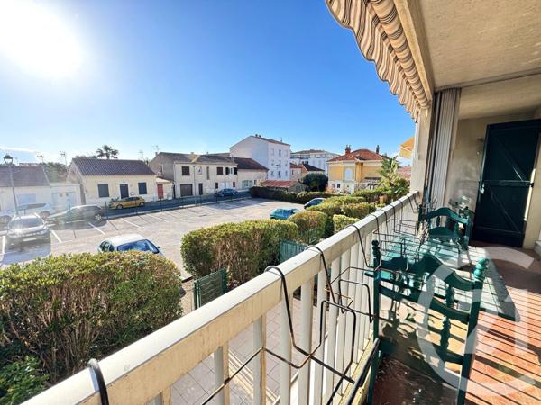 Appartement F2 à vendre  2 pièces - 41,14 m2 LA LONDE LES MAURES - 83