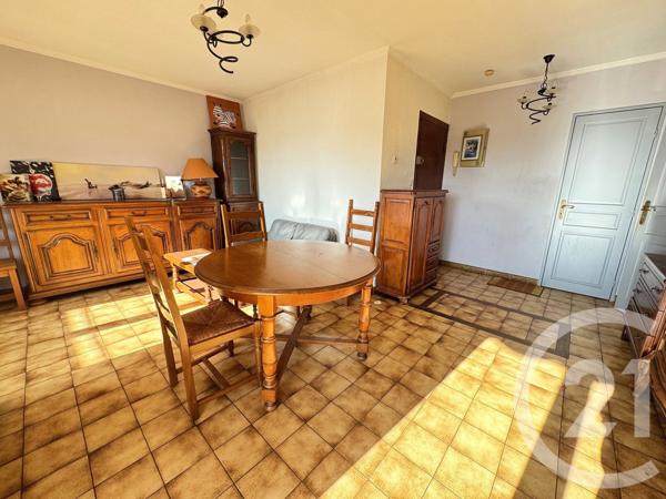 Appartement F2 à vendre  2 pièces - 41,14 m2 LA LONDE LES MAURES - 83