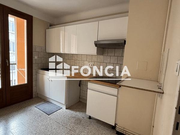 Location Appartement 4 pièces 55.43 m² - Avignon 84000