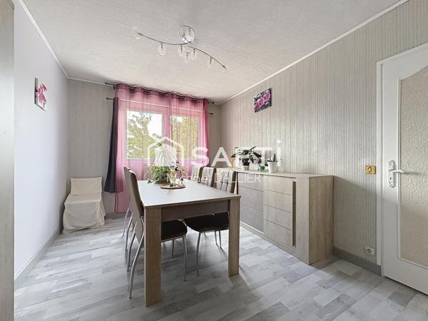 Maison - 174m2 - 7 pièces.