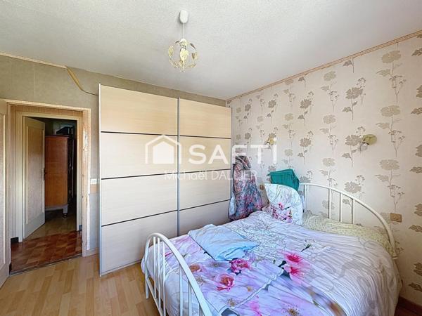 Maison - 174m2 - 7 pièces.