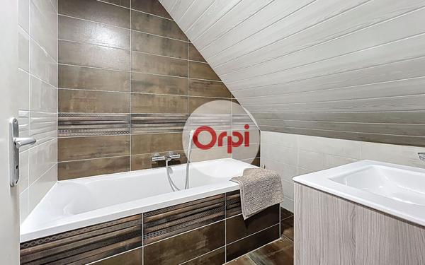 Maison à vendre    6 pièces • 130 m2 Questembert