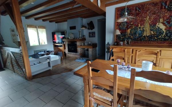 Maison à vendre    4 pièces •  Yvoy-le-Marron