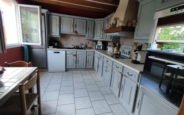 Maison à vendre    4 pièces •  Yvoy-le-Marron